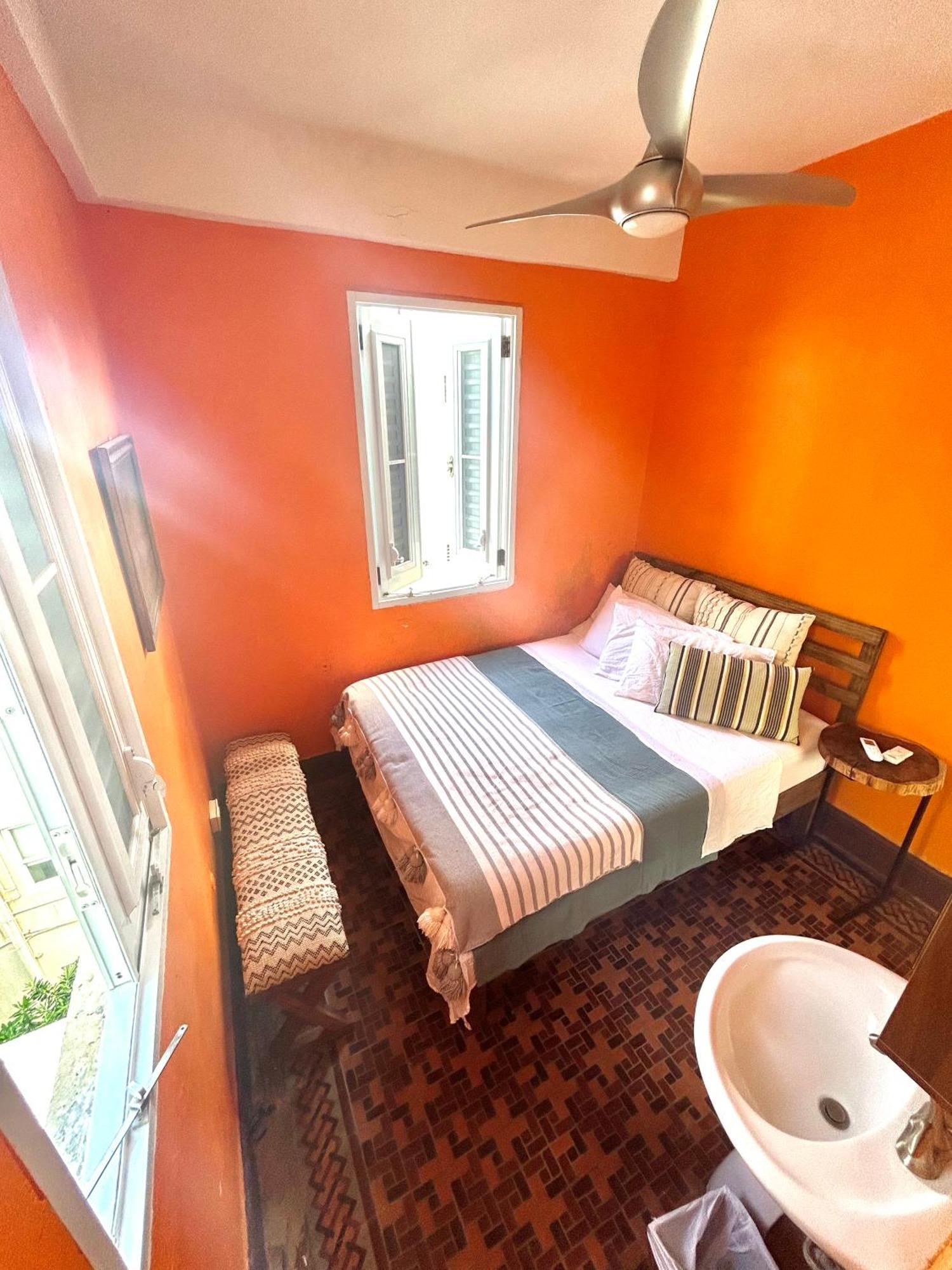 Fresh Tropical Colonial Style Walk-Up- Rooftop Terrace- Beach View San Juan Exteriör bild